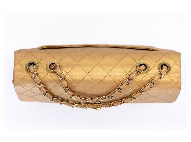 Chanel Vintage Jumbo Maxi Flap 34 cm – Gold Metallic – Gold Hardware - vista 7