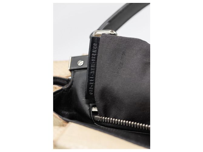 Fendi Peekaboo 34 cm – Pythonleder – Creme/Schwarz – Silberfarbene Hardware – inkl. Schultergurt - Ansicht 14