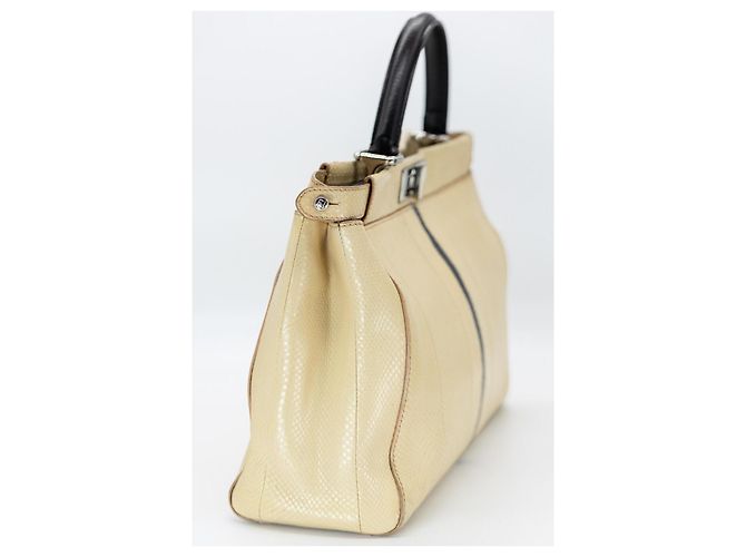 Fendi Peekaboo 34 cm – Pythonleder – Creme/Schwarz – Silberfarbene Hardware – inkl. Schultergurt - Ansicht 4
