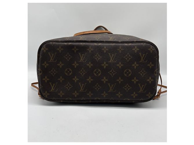 Louis Vuitton Neverfull Monogram Canvas MM - vista 5