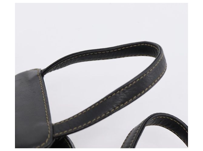 FENDI Hand Bag Leather Black Gold Auth 206838 - Jerrillo - vista 9