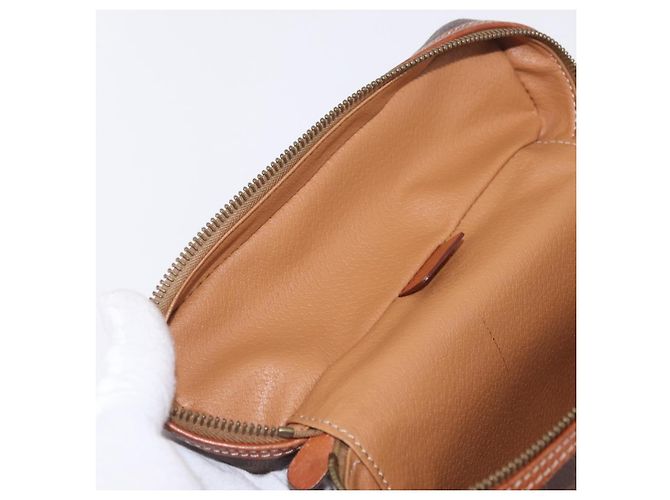 Céline CELINE Macadam Canvas Vanity Pouch PVC Brown Gold Auth 207156 - Jerrillo - vista 17