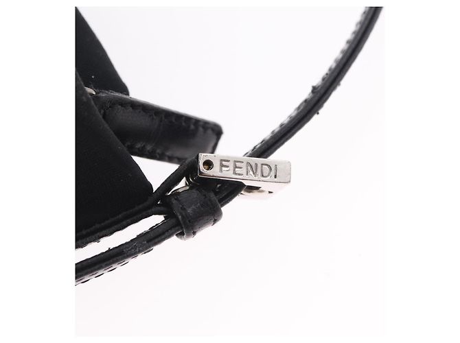 FENDI Accessory Pouch Cotton jersey Black Silver Auth 208245A - Jerrillo - vista 18