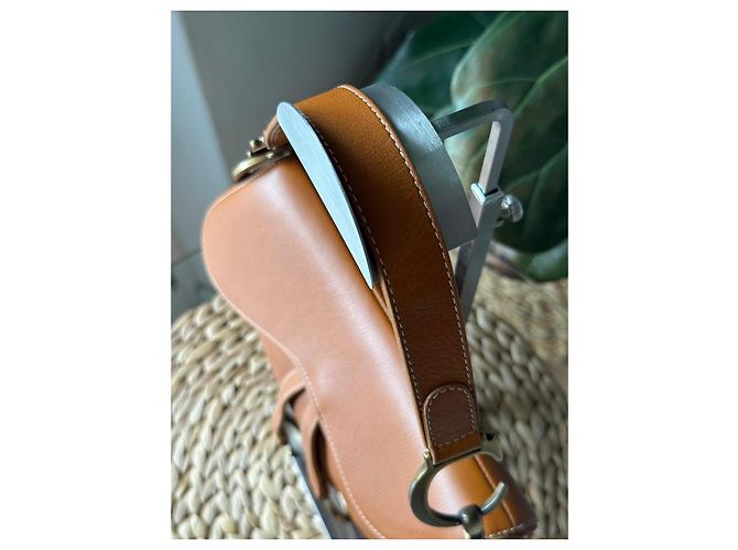 Bolsa Dior Saddle em couro castanho - vista 7