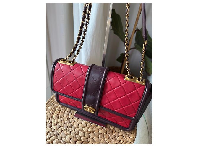 Borsa Chanel in Pelle Trapuntata Rossa e Bordeaux - vista 3