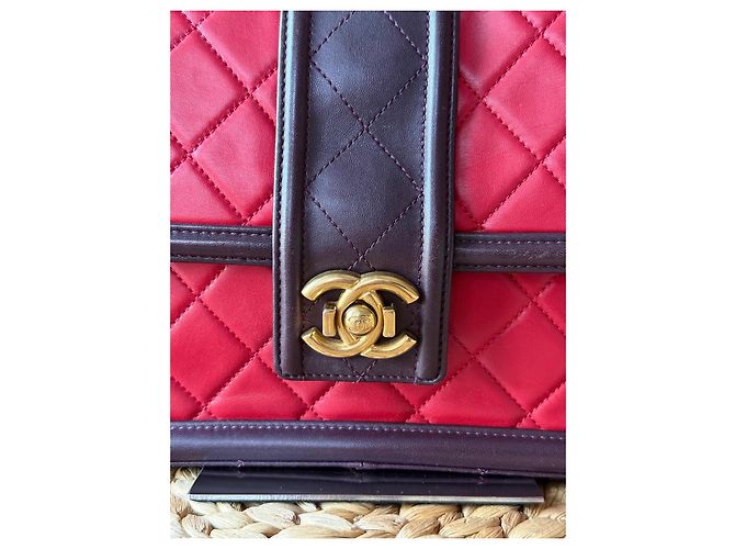 Borsa Chanel in Pelle Trapuntata Rossa e Bordeaux - vista 4
