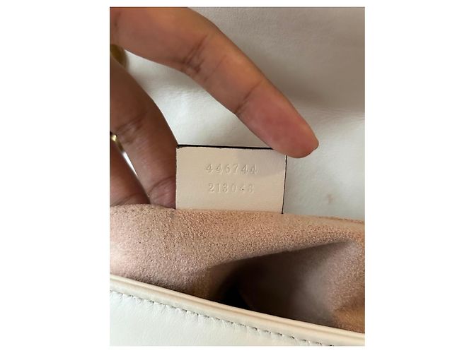 Gucci Marmont Borsa a Tracolla Piccola in Pelle Bianca - vista 10
