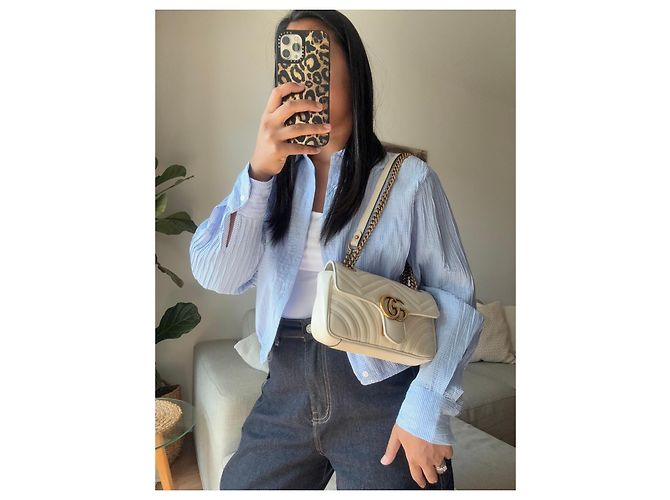 Gucci Marmont Borsa a Tracolla Piccola in Pelle Bianca - vista 13