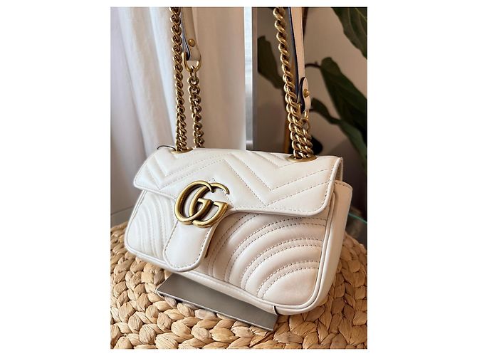 Gucci Marmont Borsa a Tracolla Piccola in Pelle Bianca - vista 5