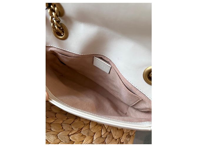 Gucci Marmont Borsa a Tracolla Piccola in Pelle Bianca - vista 7
