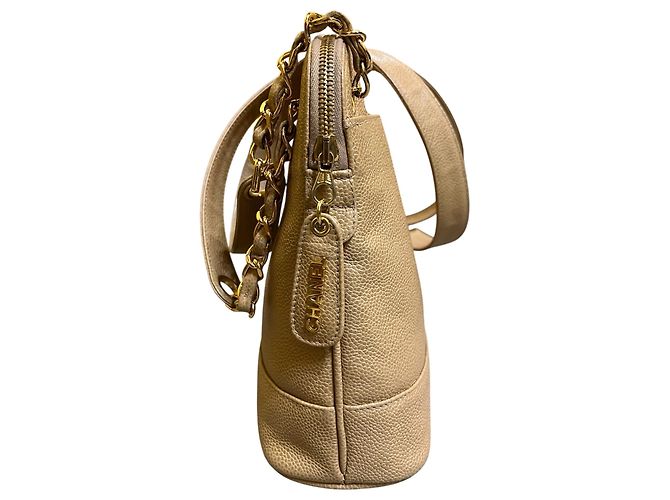 Borsa a tracolla Chanel 1996 in pelle Caviar con logo e catena - vista 3