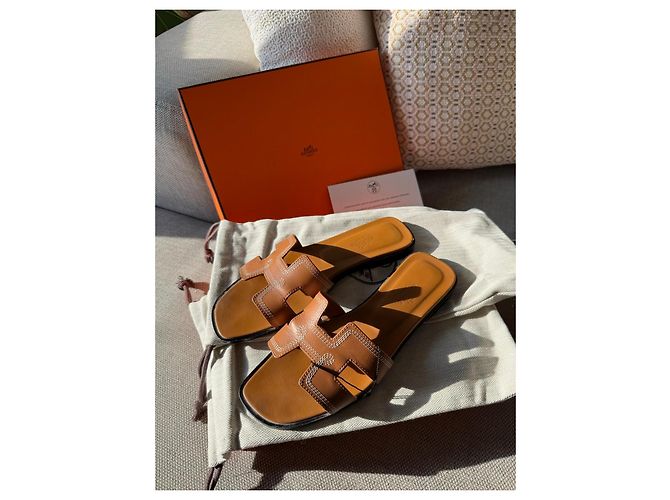 Hermès Oran Lederpantoletten Tan - Ansicht 10
