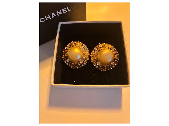 CHANEL Barock Clip-On Ohrringe mit Perlen und Strass 1993 - Ansicht 11