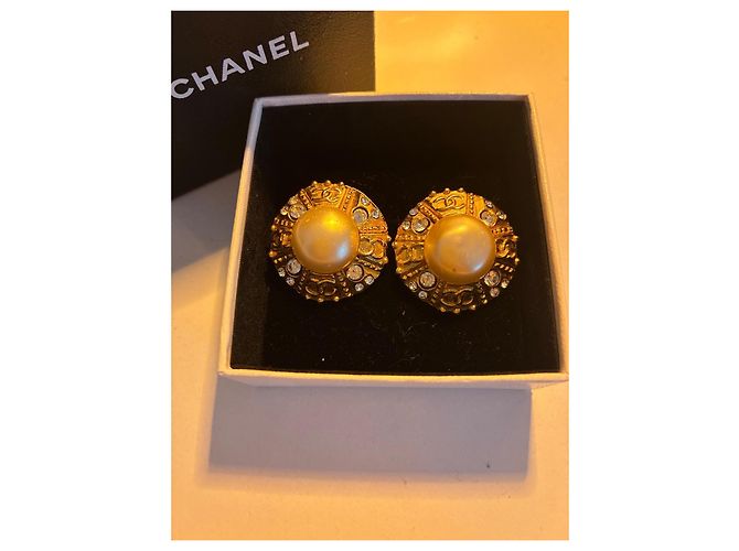 CHANEL Barock Clip-On Ohrringe mit Perlen und Strass 1993 - Ansicht 2