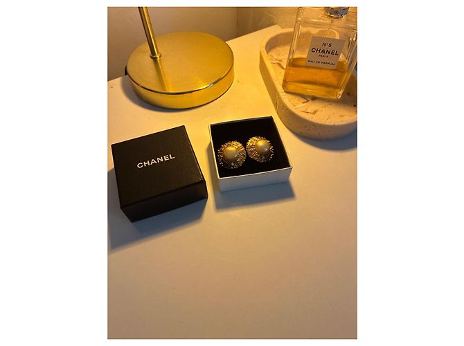 CHANEL Barock Clip-On Ohrringe mit Perlen und Strass 1993 - Ansicht 9
