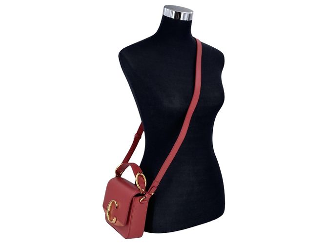 Chloé Mini mala crossbody de pega C em pele e camurça Raspberry Pink - vista 2