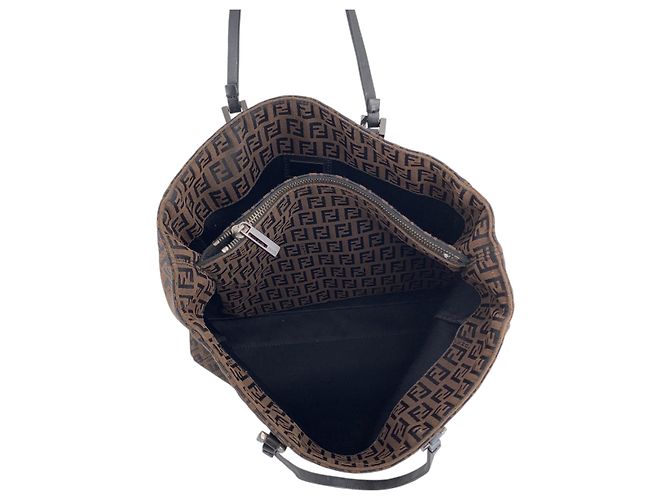 Fendi Borsa Tote Vintage in Canvas Zucchino Marrone e Nero e Pelle Nera - vista 8