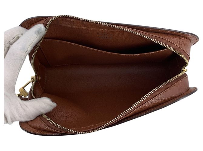 Louis Vuitton Pochette Orsay Wristlet Clutch in Canvas Monogram Brown - vista 5