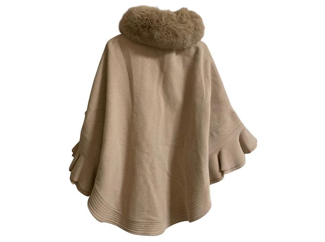 Autre Marque Sov Blue Fox Fur Ponte Poncho Mantel - Ansicht 2