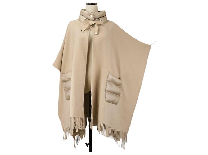 Autre Marque Cappotto Poncho in Lana e Cashmere Herno A-Shape - vista 3