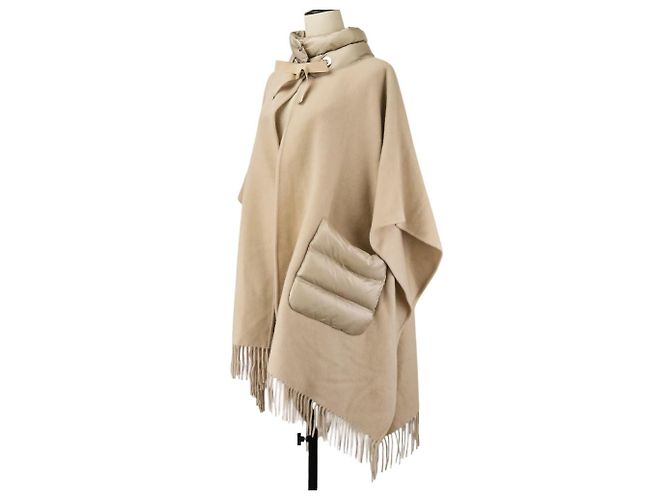 Autre Marque Cappotto Poncho in Lana e Cashmere Herno A-Shape - vista 4