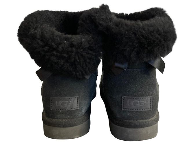 Botas de piel de oveja UGG Mini Bailey Bow2 - vista 3