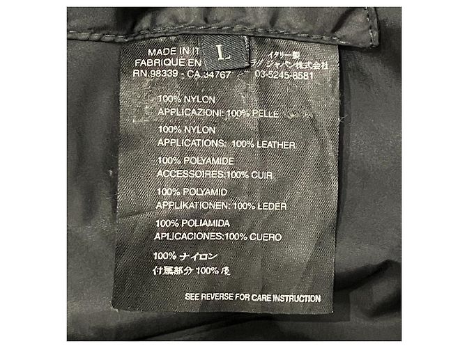 Prada Packbarer Regenmantel mit Kapuze - Ansicht 7