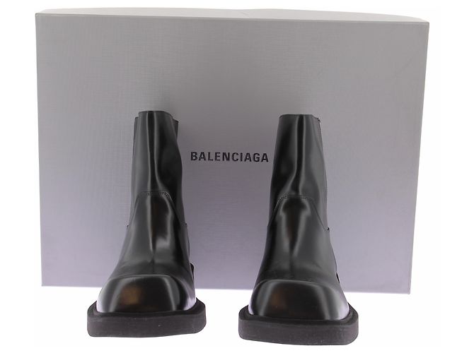 Balenciaga Stivaletti "Rhino Bootie" in pelle nera - vista 8