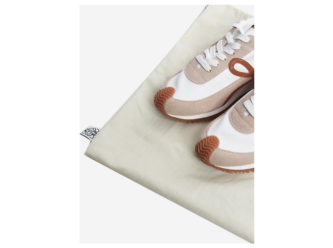 Loewe Baskets Flow Runner en nylon et daim blanc et beige - taille EU 37 - vue 7