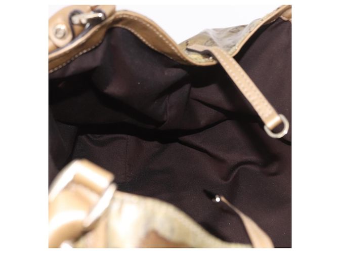 GUCCI GG Crystal Hand Bag Coated Canvas Gold 189835 - vista 18