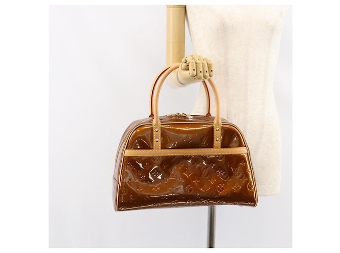LOUIS VUITTON Monogram Vernis Tompkins Square Bag Bronze M91103 LV - vista 24