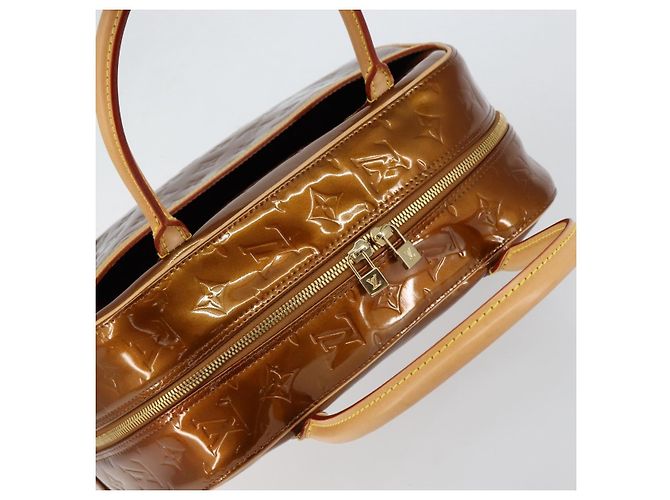 LOUIS VUITTON Monogram Vernis Tompkins Square Bag Bronze M91103 LV - vista 6