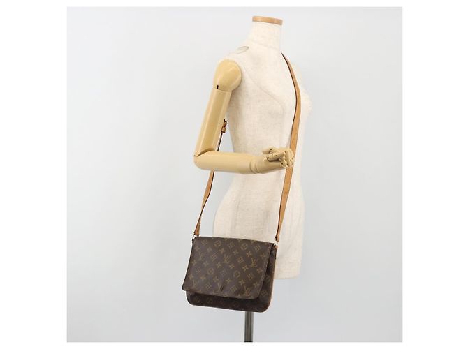 LOUIS VUITTON Monogram Musette Tango Long Strap Shoulder Bag M51388 - vista 21