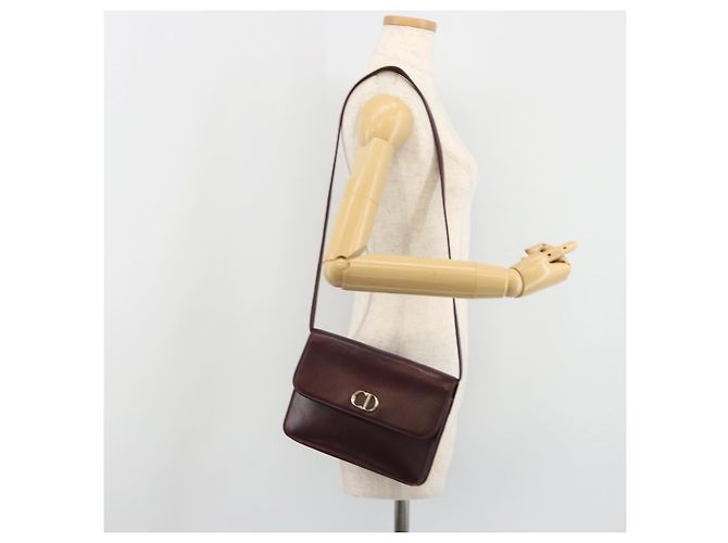 Christian Dior Shoulder Bag Leather Bordeaux Gold - vista 22