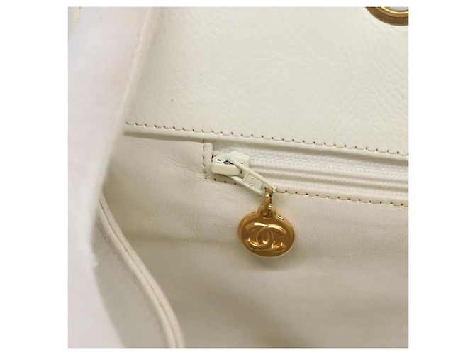 CHANEL COCO Mark Chain Hand Bag Caviar Skin White Gold CC - vista 18