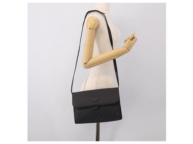 GUCCI GG Canvas Shoulder Bag Black Gold 004 49 0195 - vista 22