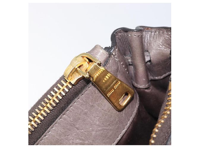Miu Miu Hand Bag Leather 2way Gray Gold - vista 27