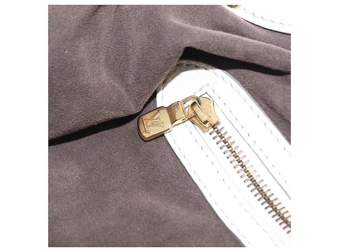 LOUIS VUITTON Monogram Punching Mahina Neo L Bag Leather M94280 LV - vista 28