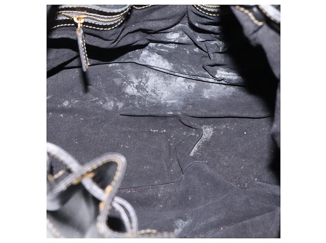 FENDI Bolsa de mão em couro preto e dourado - vista 17