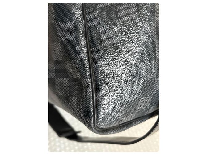Louis Vuitton Keepall Damier Graphite travel bag - vista 11