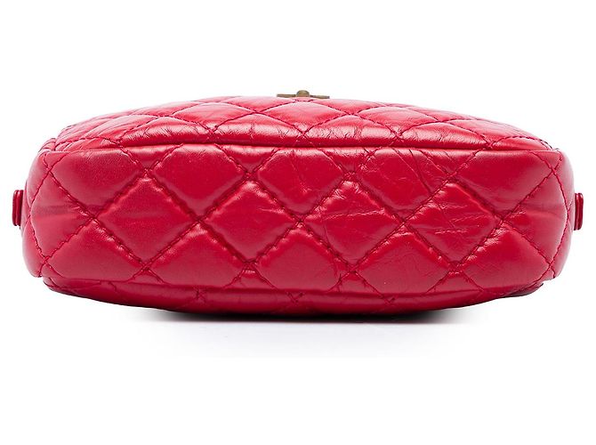 Borsa Camera Chanel Reissue Mini in pelle di vitello invecchiata matelassé rossa - vista 3