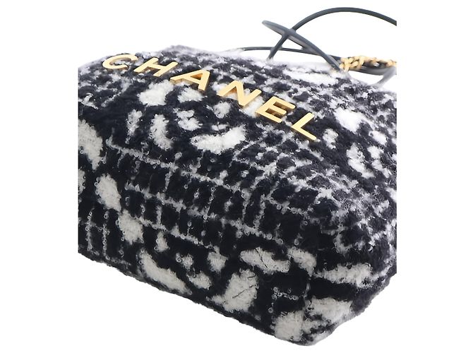 Borsa Chanel Black Mini Cashmere Camellia 22 - vista 11