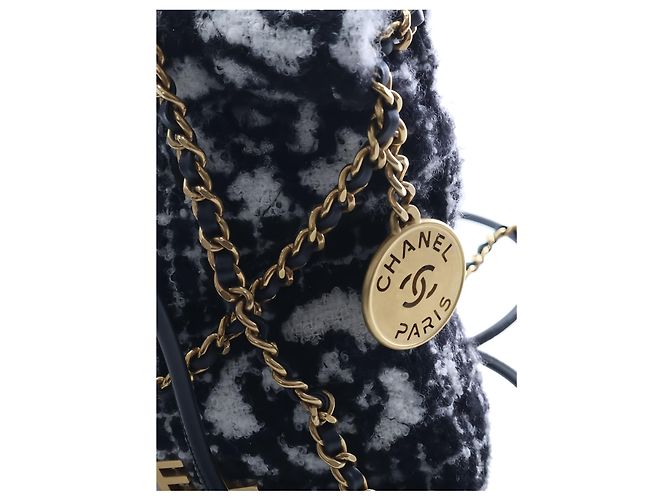 Borsa Chanel Black Mini Cashmere Camellia 22 - vista 7