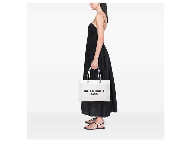 Borsa Tote Balenciaga White Large Mesh Duty Free - vista 6