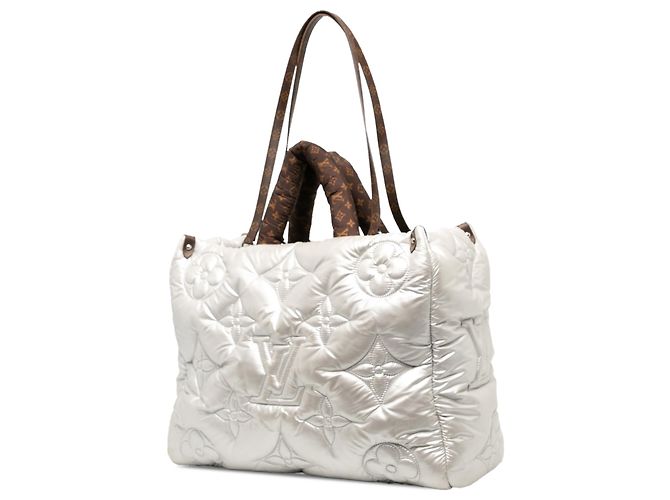 Louis Vuitton Silver Econyl Monogram Pillow Onthego GM - vista 2