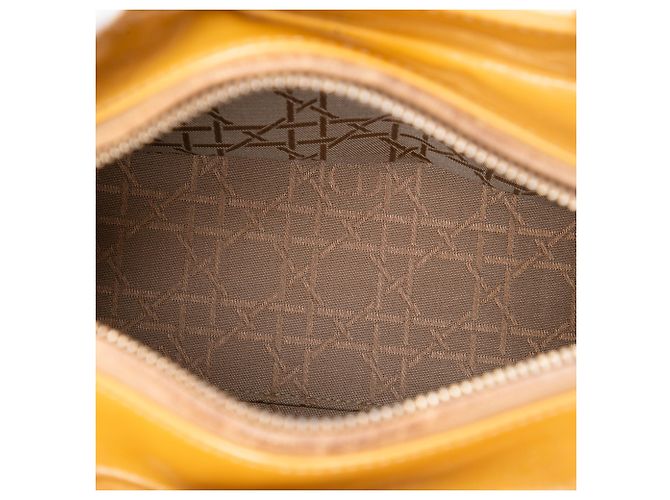 Dior Yellow Medium Patent Cannage Lady Dior - vista 4