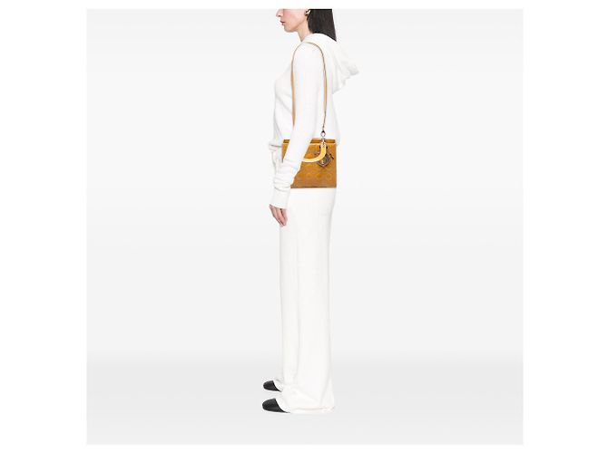 Dior Yellow Medium Patent Cannage Lady Dior - vista 6