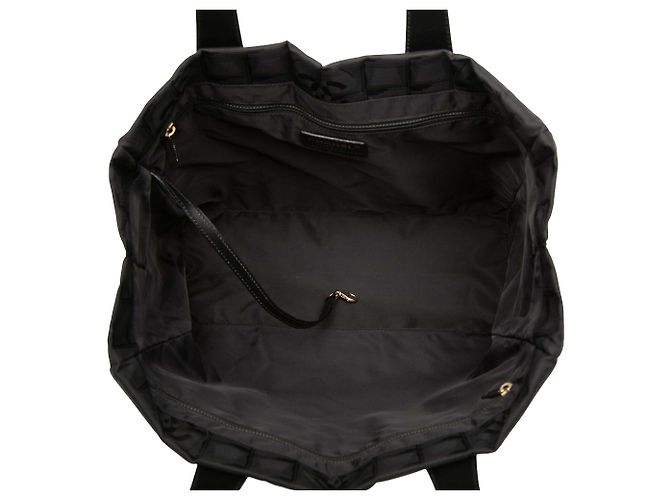 Bolso Tote Chanel Black New Travel Line Nylon - vista 4