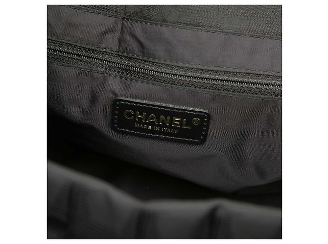 Bolso Tote Chanel Black New Travel Line Nylon - vista 5