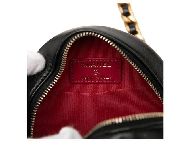 Clutch rotonda Chanel 19 in lambskin nero con catena - vista 5